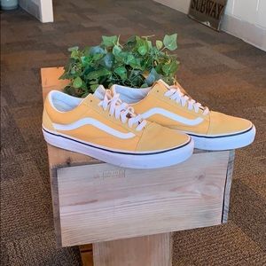 Yellow Old Skool VANS
